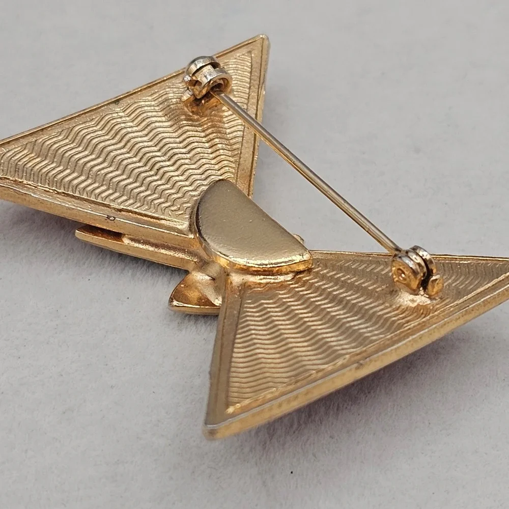 Vintage Red Blue White Enamel Geometric Bow Brooch Gold Tone Pin